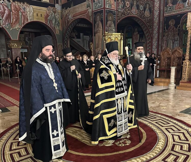 «…ἡ νύξ προέκοψεν ἡ ἡμέρα ἤγγικε…»