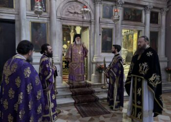 ΠΡΟΗΓΙΑΣΜΕΝΗ ΘΕΙΑ ΛΕΙΤΟΥΡΓΙΑ ΣΤΗΝ ΚΕΡΚΥΡΑ