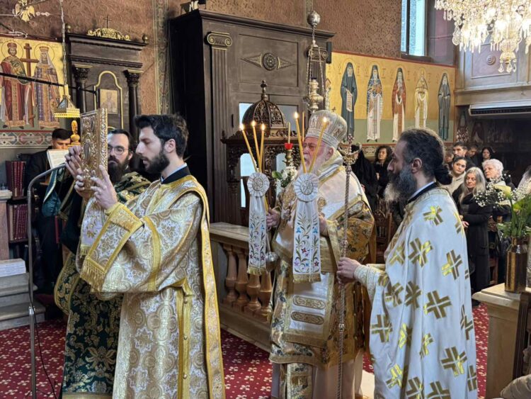 Η ΚΥΡΙΑΚΗ ΤΗΣ ΤΥΡΙΝΗΣ ΣΤΗΝ ΚΕΡΚΥΡΑ