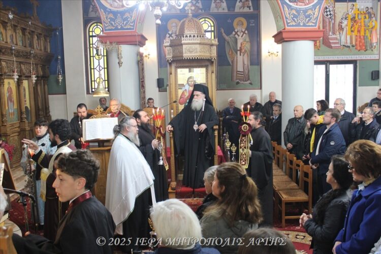 Ε΄ Κατανυκτικός Εσπερινός στην ενορία Ταξιαρχών πόλεως Άρτης