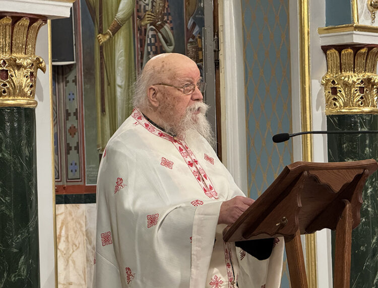 π. Δανιήλ Αεράκης: Δεν είναι Παναγία, διότι γεννήθηκε Παναγία, αλλά διότι έγινε Παναγία !