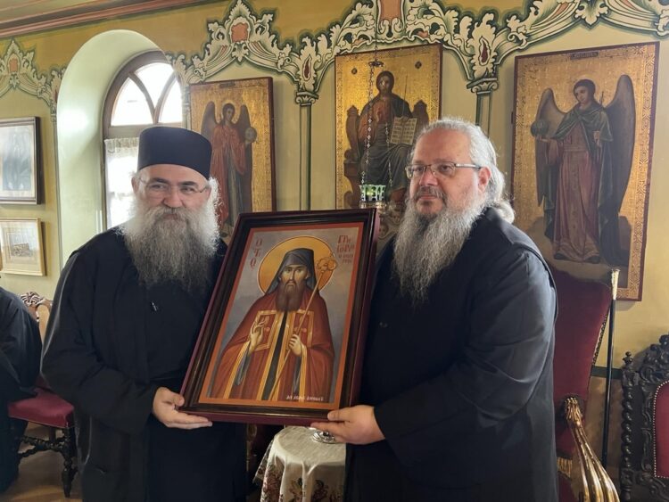 Στην Ιερά Μονή Εσφιγμένου ο Μητρ. Λαρίσης