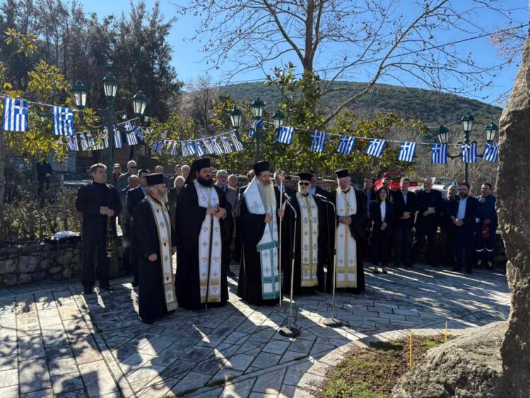 Φθιώτιδος Συμεών:  «Πίστη και Πατρίδα συναντώνται στην Εκκλησία μας»