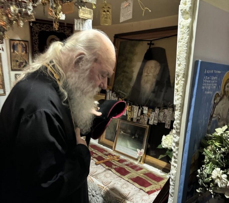 Ο Αρχιεπίσκοπος στο Ιερό Ησυχαστήριο Αγίου Πορφυρίου για την Α’ Στάση των Χαιρετισμών