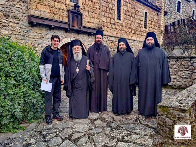 Σε κατανυκτικό κλίμα η ακολουθία του Μεγάλου Κανόνος στην Ι.Μ. Αγίων Αναργύρων Πάρνωνα