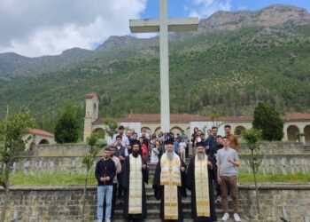 ΝΕΟΙ ΑΠΟ ΤΗΝ ΠΙΕΡΙΑ ΣΤΗΝ ΑΛΒΑΝΙΑ ΚΑΙ Β. ΗΠΕΙΡΟ