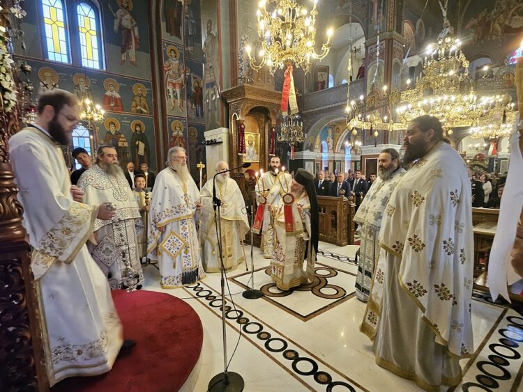 ΑΡΧΙΕΡΑΤΙΚΗ Θ.ΛΕΙΤΟΥΡΓΙΑ ΣΤΗΝ ΠΑΝΗΓΥΡΗ ΤΟΥ ΑΓ. ΓΕΩΡΓΙΟΥ ΓΙΑΝΝΙΤΣΩΝ