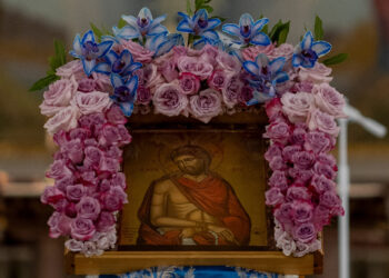 Πολλοί πιστοί στις Ακολουθίες του Νυμφίου στους ναούς της Μητροπόλεως Παραμυθίας