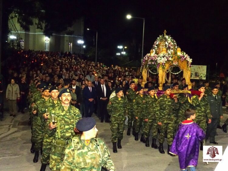 Πλήθος πιστών βίωσε τον ΄΄Επιτάφιο Θρήνο΄΄ στη Σπάρτη