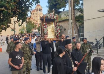 Ο Άγιος Γεώργιος λιτανεύτηκε με ευλάβεια στον Καρέα