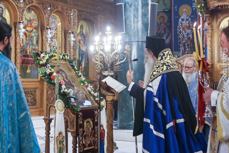 Τρεις χοροστασίες για τον Ακάθιστο Ύμνο στην Λαμία