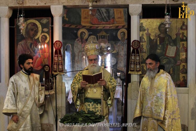 Κυριακή Βαΐων πρωΐ, στον βυζαντινό Ναό Αγίας Θεοδώρας Άρτης