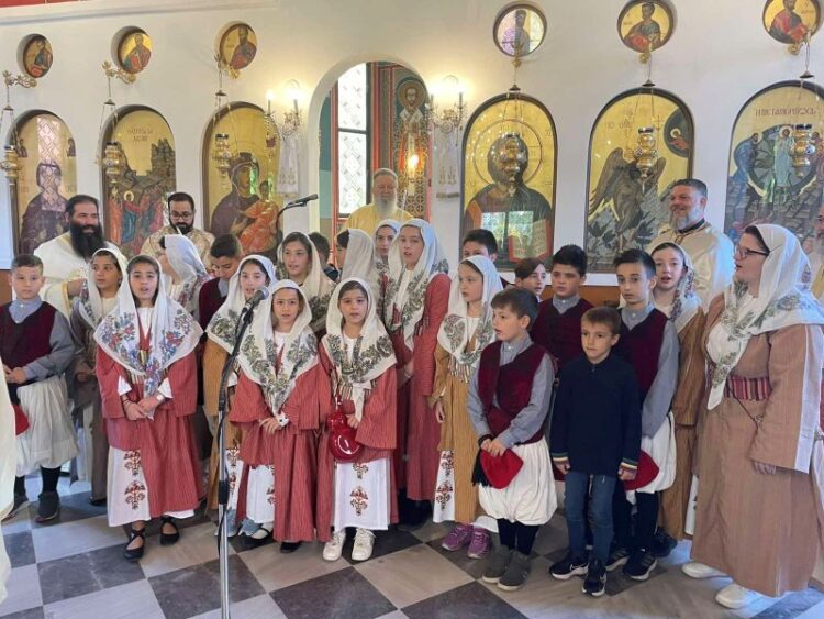 Ο ΜΗΤΡΟΠΟΛΙΤΗΣ ΧΑΛΚΙΔΟΣ ΜΑΖΙ ΜΕ ΤΑ «ΛΑΖΑΡΑΚΙΑ» ΣΤΗΝ ΠΑΝΗΓΥΡΗ ΤΗΣ ΕΓΕΡΣΕΩΣ ΤΟΥ ΛΑΖΑΡΟΥ