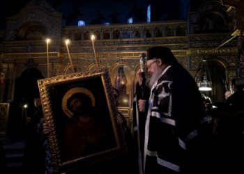 «Ἰδού ὁ Νυμφίος ἔρχεται ἐν τῷ μέσῳ τῆς νυκτός…», στον Άγιο Νικόλαο Λαρίσης