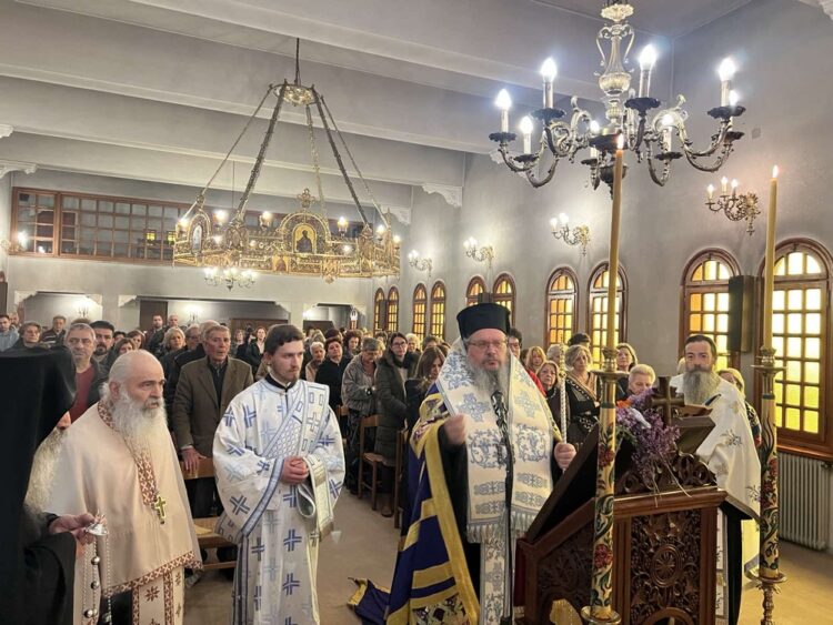 Ακάθιστος Ύμνος στην Κομνήνειο Ιερά Μονή Αγίου Δημητρίου, Κοιμήσεως Θεοτόκου Στομίου