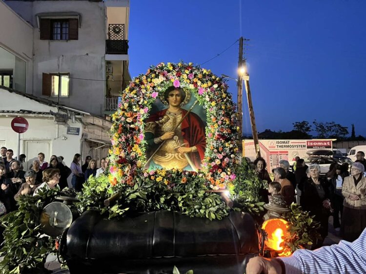 «Ως των αιχμαλώτων ελευθερωτής…» στη σεισμόπληκτη ενορία του Αγίου Γεωργίου Τυρνάβου