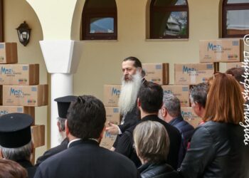32.000 έτοιμα γεύματα, δέματα αγάπης και πασχαλινά δώρα από την Ι. Μ. Φθιώτιδος