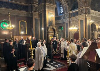 Ο Αρχιεπίσκοπος Χοροστάτησε στον Πανηγυρικό Εσπερινό της Αγίας Ειρήνης στην Αιόλου