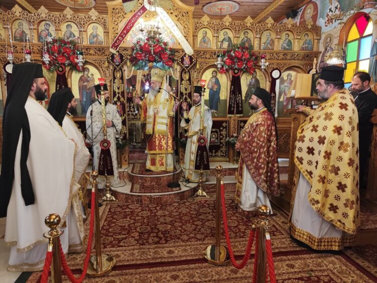 Θεία Λειτουργία στο Ιερό Προσκύνημα του Αγίου ενδόξου οσιομάρτυρος Νικολάου του εν Βουναίνοις