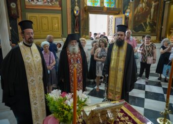 30 Μαΐου 2025 ο Πειραιάς θα υποδεχθεί την ιερά εικόνα της Παναγίας της Τρικορφιώτισσας και τα ιερά λείψανα του Αγίου Σεραφείμ του Σάρωφ