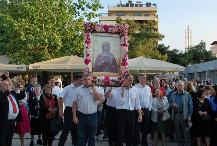 Μεθέορτος Ἑσπερινός καί Πάνδημη Λιτανεία τῆς ἱερᾶς Εἰκόνας τῆς Ἁγίας Φωτεινῆς