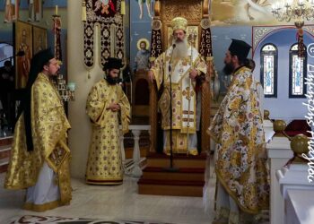 Φθιώτιδος Συμεών: «Να αφήσουμε τον Χριστό να μας ανοίξει τα μάτια»