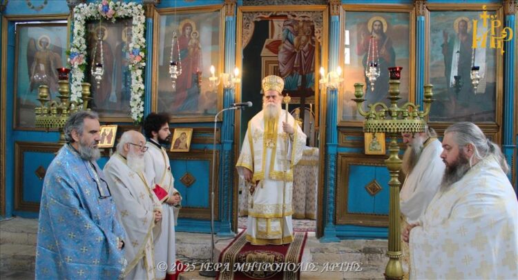 Εορτασμός Αγίων Κωνσταντίνου και Ελένης στην Μητρόπολη Άρτης