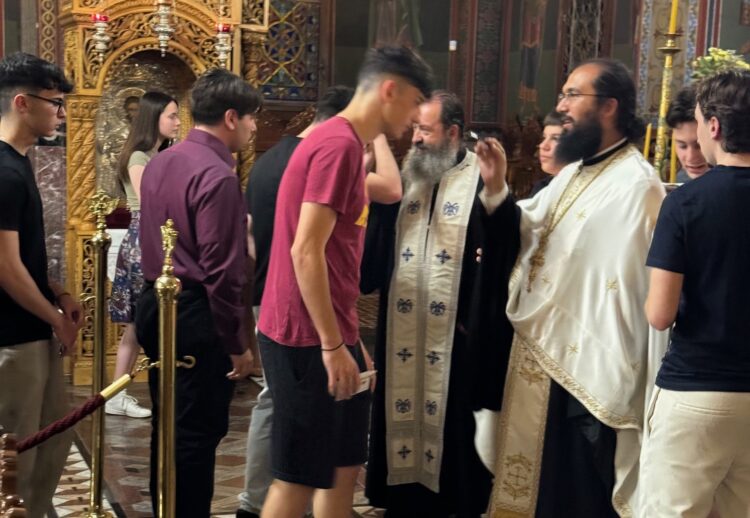 Παράκληση υπέρ των μαθητών  για τις Σχολικές και Πανελλήνιες Εξετάσεις στην Κατερίνη