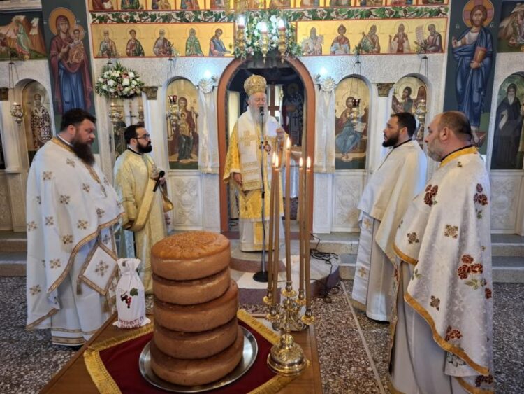 Ο ΕΟΡΤΑΣΜΟΣ ΤΩΝ ΑΓΙΩΝ ΚΩΝΣΤΑΝΤΙΝΟY ΚΑΙ ΕΛΕΝΗΣ ΣΤΗΝ Ι. Μ. ΧΑΛΚΙΔΟΣ