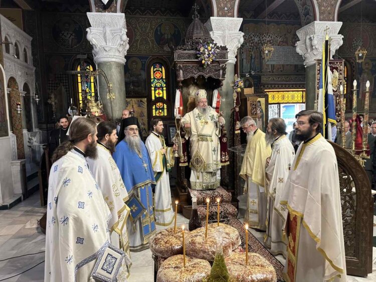 Η εορτή των Αγίων Ισαποστόλων Κωνσταντίνου και Ελένης στη Λάρισα