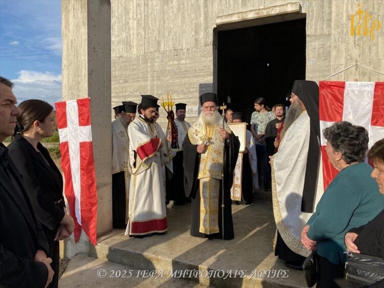 Πανηγύρισε ο υπό ανέγερση Ναός της Αναλήψεως στο νέο κοιμητήριο Άρτας