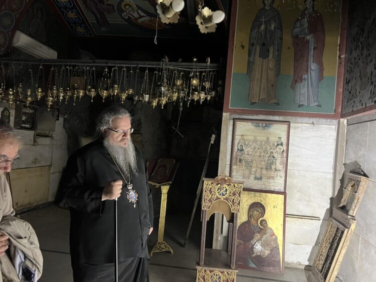 Τις εργασίες αποκατάστασης του Ιερού Προσκυνήματος Αγίας Παρασκευής Τεμπών επιθεώρησε ο Mητρ. Λαρίσης