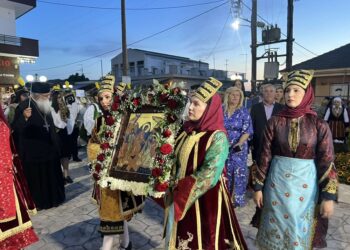 «Πρώτος, Βασιλεύς Χριστιανών, παρά του Θεού Κωνσταντίνε…».