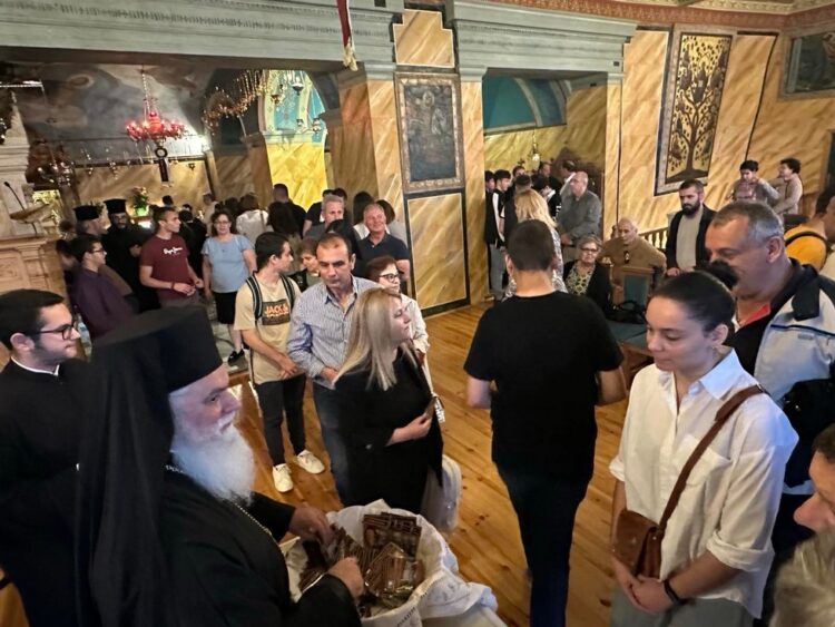 Τέλεση Ιεράς Παρακλήσεως υπέρ πνευματικής ενισχύσεως εν όψει των ενδοσχολικών και Πανελλαδικών εξετάσεων