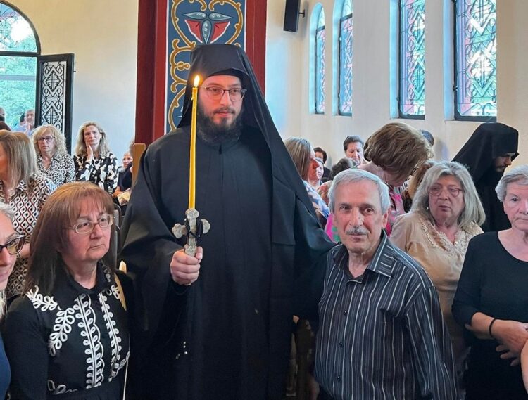 ΝΕΟΣ ΜΟΝΑΧΟΣ ΣΤΗΝ ΙΕΡΑ ΜΗΤΡΟΠΟΛΗ ΚΙΤΡΟΥΣ