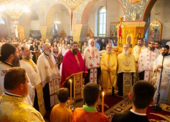 Ο εσπερινός των Αγίων Κωνσταντίνου και Ελένης στην Καλαμάτα