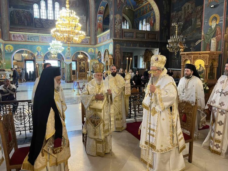 Το τεσσαρακονθήμερο μνημόσυνο του κατά σάρκα, πατρός του Mητρ. Λαρίσης