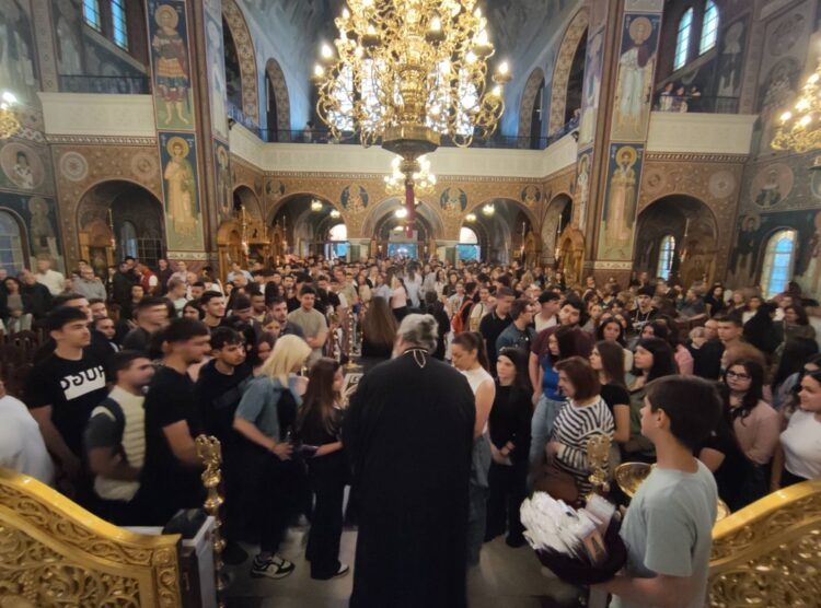 Παράκληση για τους υποψηφίους μαθητές στον Άγιο Αχίλλιο Λαρίσης