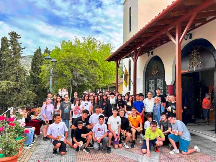 Υποδειγματική – Κατηχητική Θεία Λειτουργία στον Ιερό Ναό Αγίου Γεωργίου Βόλου