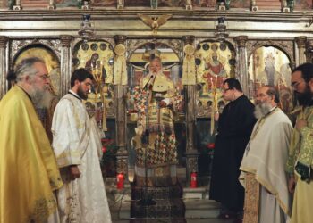 Η ΕΟΡΤΗ ΤΩΝ ΑΓΙΩΝ ΠΑΝΤΩΝ ΣΤΗΝ ΜΗΤΡΟΠΟΛΗ ΚΕΡΚΥΡΑΣ
