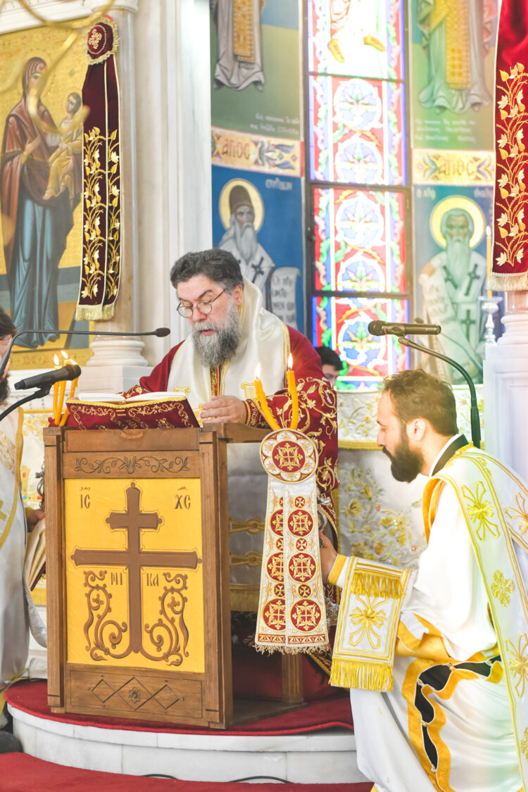 Σερρών Θεολόγος: «Η Εκκλησία μας πορεύεται, εμπνέεται, συγκροτείται και φωτίζεται, από το πυρ της αγίας Πεντηκοστής»