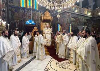 Λαμπρή η πανήγυρις των Πρωτοκορυφαίων Αποστόλων Πέτρου και Παύλου στην Ν. Ιωνία