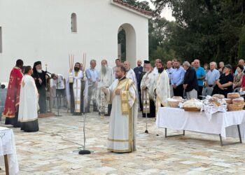 ΠΑΝΗΓΥΡΙΚΟΣ ΕΟΡΤΑΣΜΟΣ ΑΓΙΩΝ ΑΠΟΣΤΟΛΩΝ ΣΤΟ ΛΙΘΑΡΙ ΝΕΑΣ ΣΑΜΨΟΥΝΤΑΣ