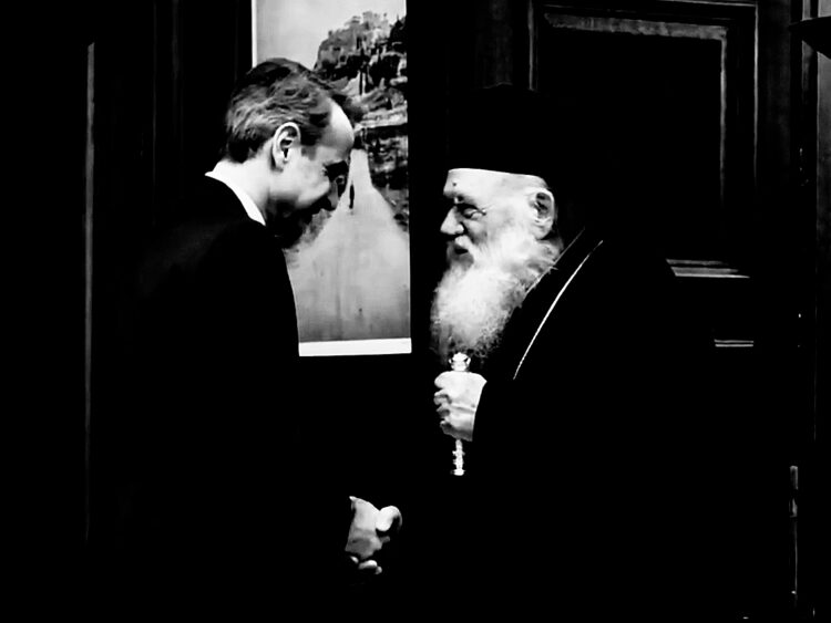 Μυστικό δείπνο, φανερά μηνύματα;