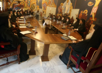 Ιερέας στη Λεμεσό βάλλει κατά της απόφασης της Ιεράς Συνόδου και κατά του Αρχιεπισκόπου για τον Μητροπολίτη Τυχικό