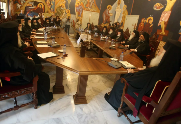 Ιερέας στη Λεμεσό βάλλει κατά της απόφασης της Ιεράς Συνόδου και κατά του Αρχιεπισκόπου για τον Μητροπολίτη Τυχικό