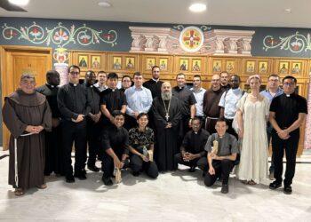 Επίσκεψη ρωμαιοκαθολικών φοιτητών-στελεχών  του Βατικανού στην Ιερά Σύνοδο