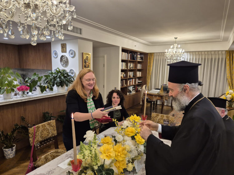 Δείπνο του Αρχιεπισκόπου Αυστραλίας με την Πρέσβη της Αυστραλίας στην Ελλάδα