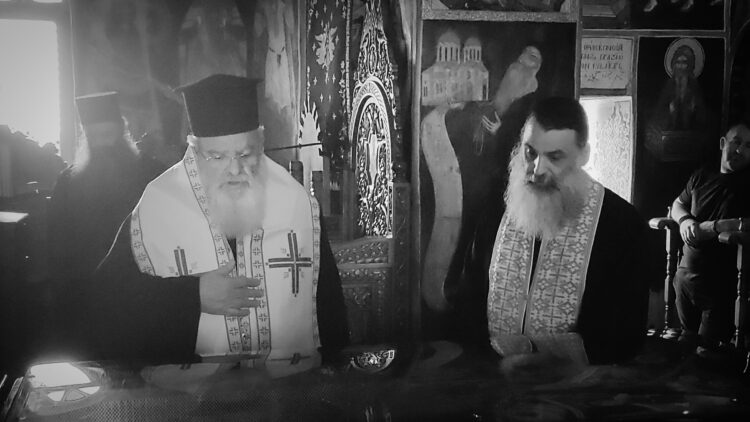 Τρισάγιο ενώπιον του σκηνώματος του Γέροντος Ισιδώρου τέλεσε ο Μητροπολίτης Βρεσθένης