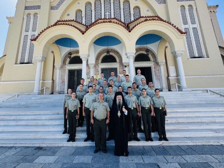 ΑΝΘΥΠΟΛΟΧΑΓΟΙ ΑΠΟΦΟΙΤΟΙ ΤΗΣ ΣΣΕ ΤΑΞΕΩΣ 2025 ΣΤΟΝ ΝΑΟ ΤΟΥ ΑΠΟΣΤΟΛΟΥ ΑΝΔΡΕΟΥ ΠΑΤΡΩΝ